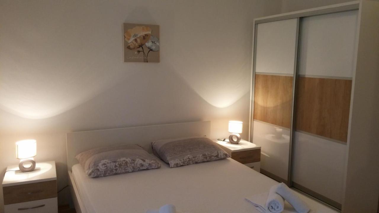 Apartments Petar Hvar Town Extérieur photo