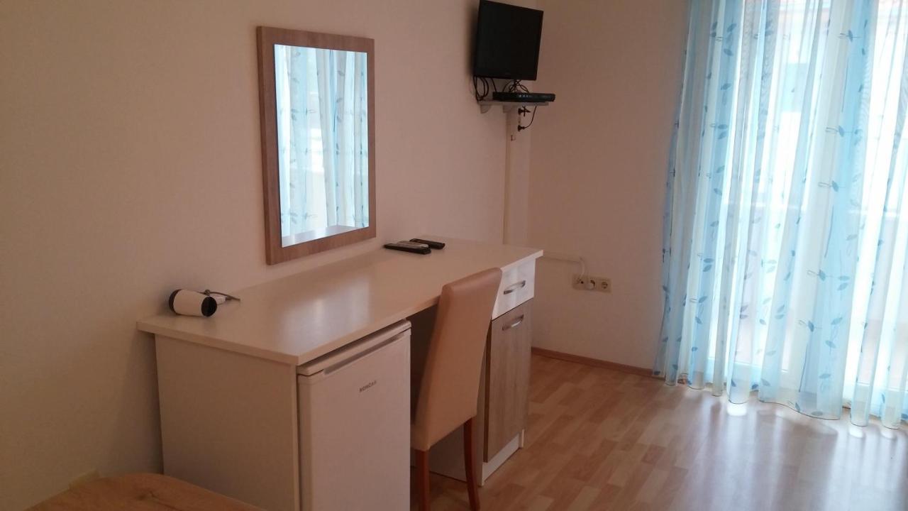 Apartments Petar Hvar Town Extérieur photo
